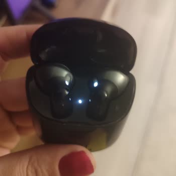 JBL Kulaklıkta Beklenmedik Şarj Sorunu