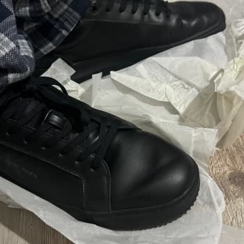 Calvin Klein Ayakkabıda Beklenmedik Kalite Sorunu Ve Mağaza İlgisizliği