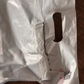 Açılmış Kargo Paketleriyle Gelen Hayal Kırıklığı