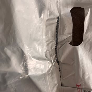 Açılmış Kargo Paketleriyle Gelen Hayal Kırıklığı