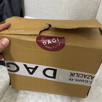 Kargom Parçalanmış Ve Açılmış: Dagi Ve MNG Sorumluluk Almıyor