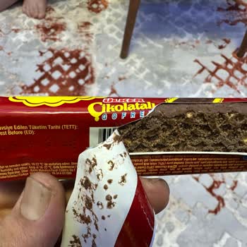 Ülker Çikolatalı Gofrette Şüpheli Oluşumlar