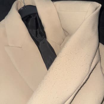 Blazer Ceket Kalitesizliği: 2 Kullanımda Tiftik Sorunu