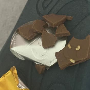 Kurtlu Çikolatalar: Bolçi Markasıyla Yaşanan Korkunç Deneyim