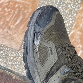 The North Face Hiking Shoes Torn and Worn Out in Less Than a Year