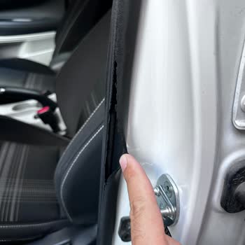 Hyundai Bayon Kapı Fitilleri Sorunu Ve Servis Yetersizliği