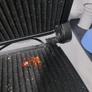 Karaca Tost Makinesi Parça Sorunu Ve Yetersiz Destek