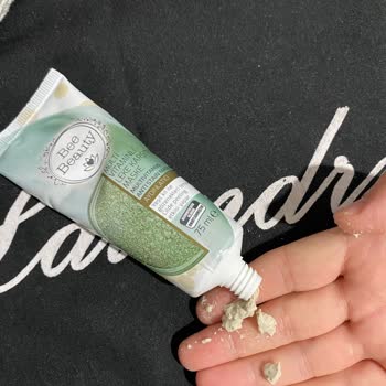 Bee Beauty Bozulmuş Yüz Maskesi Hayal Kırıklığı