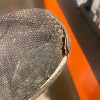 Nike Ayakkabı Kalite Sorunu Ve Barçın Mağaza Deneyimi