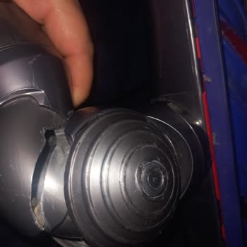 Dyson Süpürge Başlık Sorunu: Yardım Bekliyorum