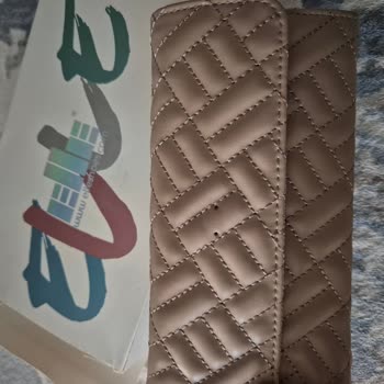 Elle Marka Cüzdanın Kısa Sürede Yıpranması