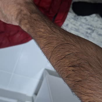 Lufian Daunenjacke enttäuscht mit schlechter Qualität bei Regen