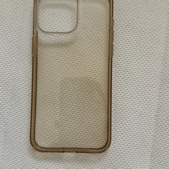 Spigen Kılıfın Hızlı Sararması Hayal Kırıklığı Yarattı