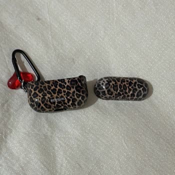 Bershka'dan AirPods Alışverişinde Hayal Kırıklığı