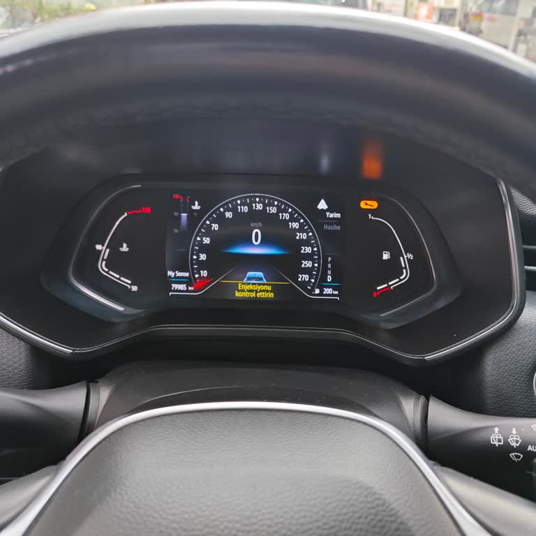 Renault Clio 5'te Emisyon Ve Egzoz Sorunu: Servis Karmaşası