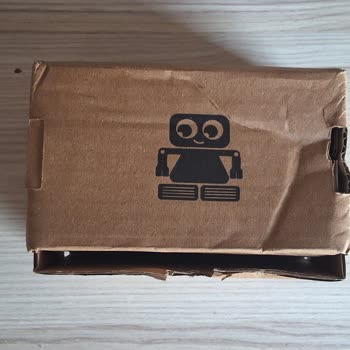 Özensiz Paketleme Ve Yüksek Kargo Ücreti