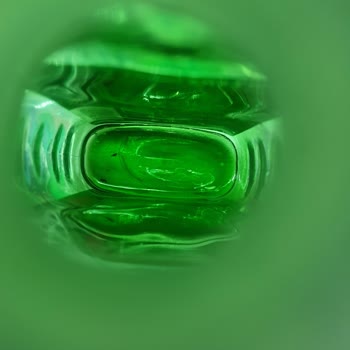 Balık Yağında Şok Edici Plastik Parçalar