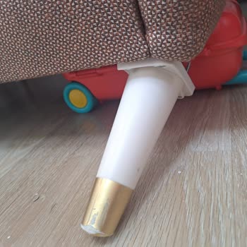 Ergül Mobilya Kırılan Kanepe Ayakları Ve İlgisiz Müşteri Hizmetleri