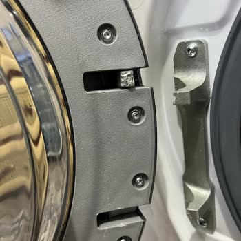 Hasarlı Çamaşır Makinesi Ve Servis Sorunları