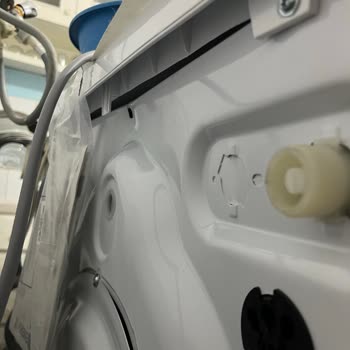 Hasarlı Çamaşır Makinesi Ve Servis Sorunları