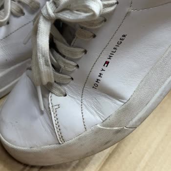 Tommy Hilfiger Ayakkabıda Kalite Sorunu