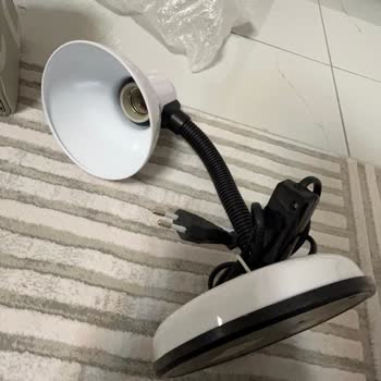 İade Edilmeyen Masa Lambası: Satıcının Bahaneleri