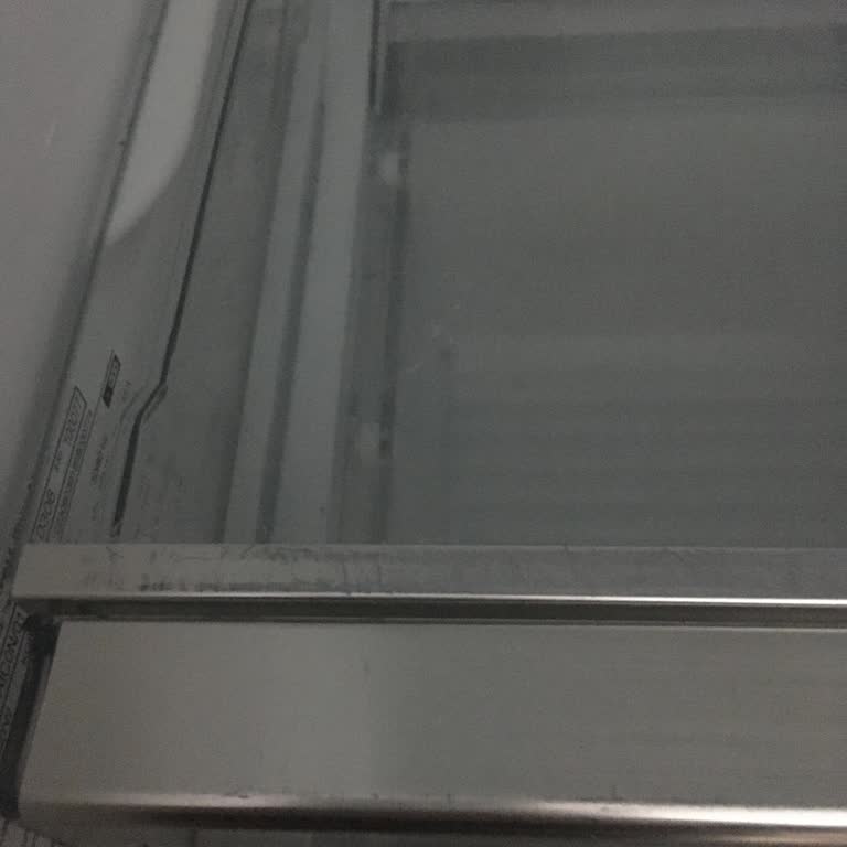 Siemens Buzdolabı Raflarının Beklenmedik Çizilmesi