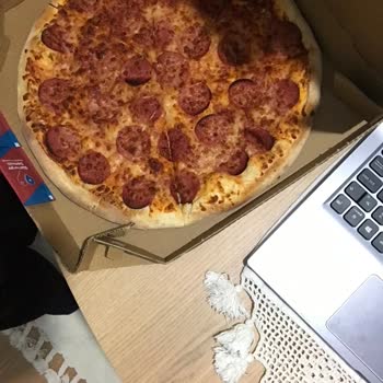 Domino's Siparişimde Sarımsak Sosu Eksik Ve Soğuk Teslimat