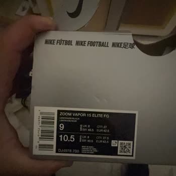 Nike Garanti Kapsamında Çatlayan Ayakkabı Ve İlgisiz Mağaza