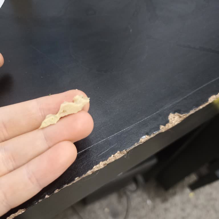 Aldığım Kıymadaki Beklenmedik Parçalar Ve Koku