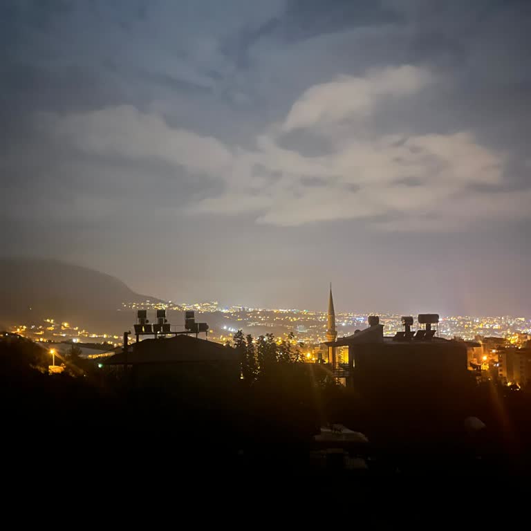 Elektrik Kesintileri Ve Çözüm Beklentisi