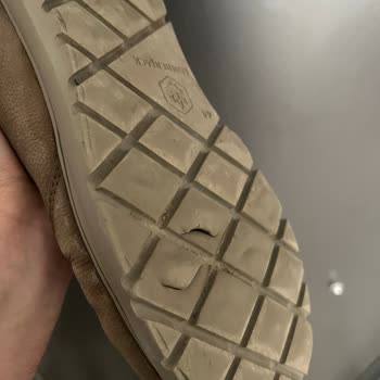 Lumberjack Ayakkabının Tabanı 2 Ayda Delindi