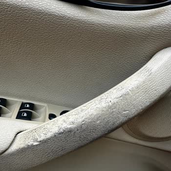 BMW X1 Kapı Kollarındaki Erime Sorunu Ve İletişim Eksikliği