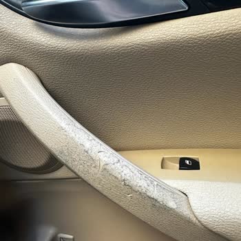 BMW X1 Kapı Kollarındaki Erime Sorunu Ve İletişim Eksikliği