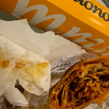 Tavuk Dönerde Cam Parçası Şoku