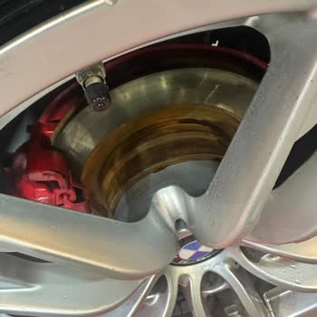 Ücretsiz Check-Up Sonrası Araçta Oluşan Pas Lekeleri