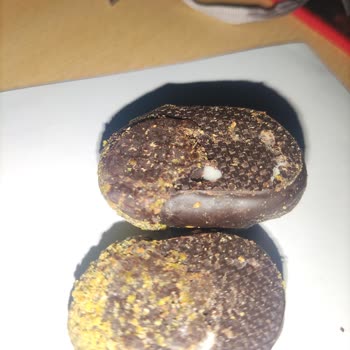 Bozuk Çikolata Kaplı Kestanelerle Hayal Kırıklığı