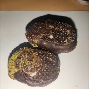 Bozuk Çikolata Kaplı Kestanelerle Hayal Kırıklığı