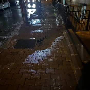 Kerkük Caddesi'nde Çökme Ve Bozuk Yol Sorunu