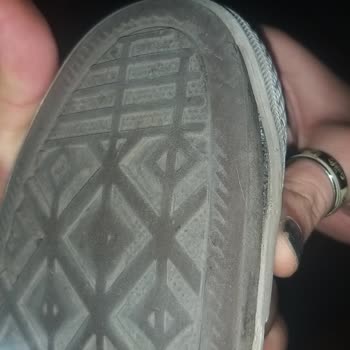 Converse Ayakkabı Kalitesizliği Ve İade Sorunu