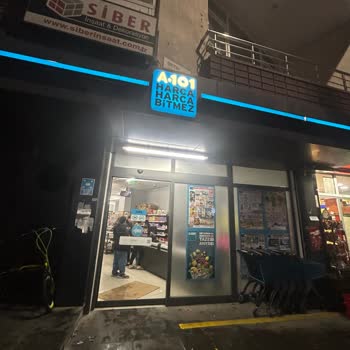 A101 Market Personelinin Hayvanseverlere Karşı Tutumu