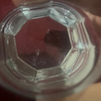 Erikli Su'da Beyaz Parçacıklar: Sağlık Tehdidi