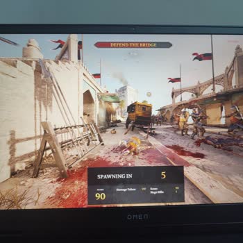 Oyun Sırasında Ekran Sorunu Yaşayan Omen Laptop