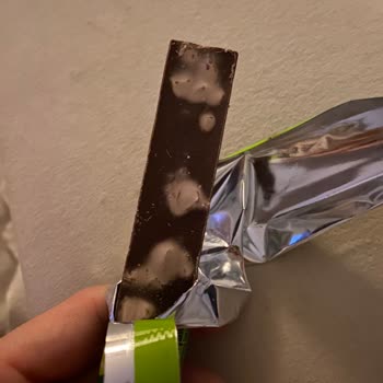 Eti Antep Fıstıklı Çikolata Kalite Sorunu