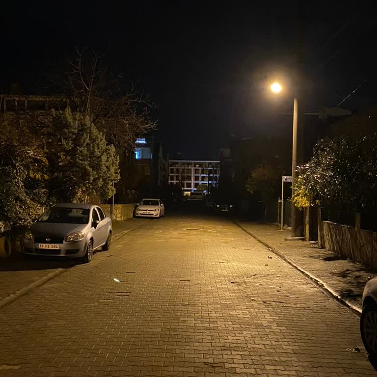 Çanakkale Sokak Lambaları: Kontrolsüzlük Ve Karartma Sorunu