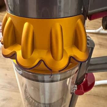 Dyson V15 İlk Kullanımda Sorun: Güç Ve Başlık Problemi