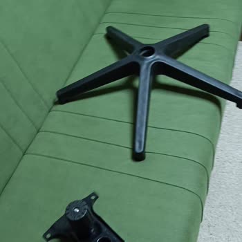 Teslim Edilmeyen Oyuncu Koltuğu Ve Eksik Parçalar