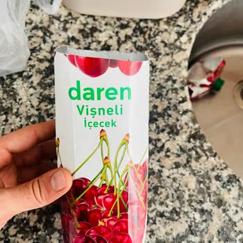 Daren Marka Vişneli İçecekte Kötü Tat Ve Koku Şoku