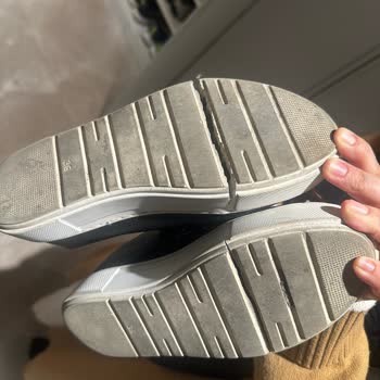 Desa Ayakkabılarının Taban Sorunu Ve Yetersiz Garanti Süresi