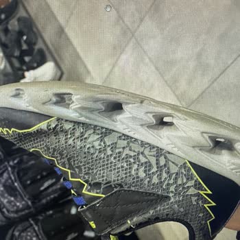 Skechers Ayakkabının Hızla Deforme Olması